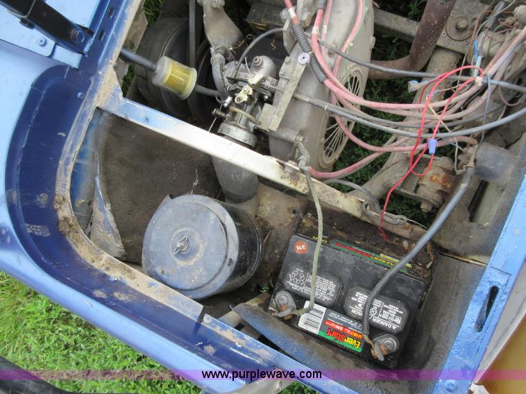 image for item G3696 EZ GO golf cart