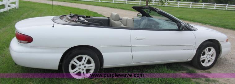 image for item G3697 1996 Chrysler Sebring JXi convertible