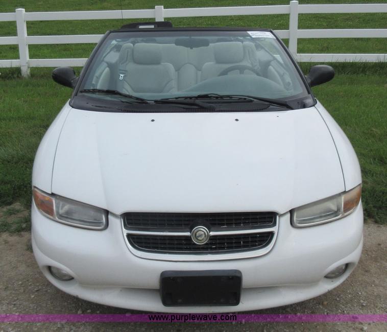 image for item G3697 1996 Chrysler Sebring JXi convertible