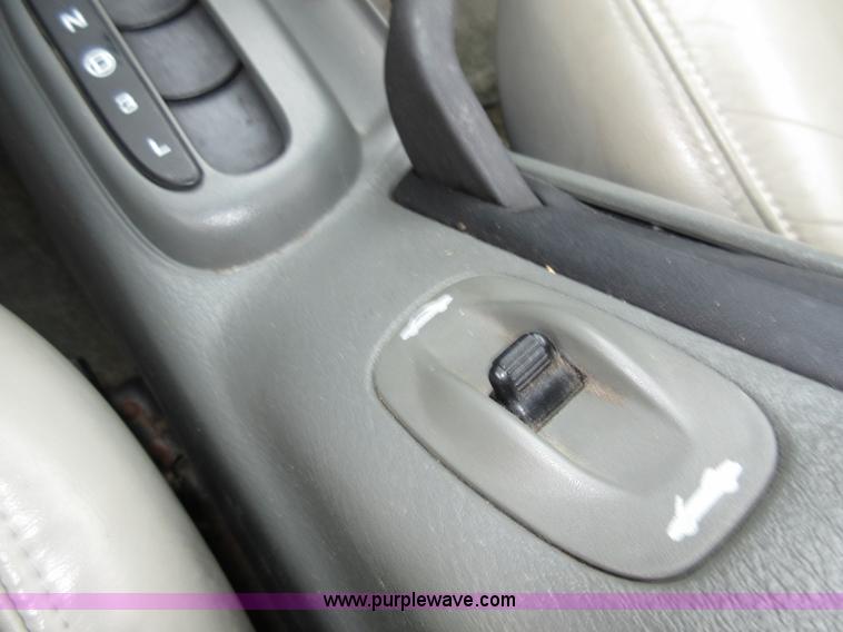 image for item G3697 1996 Chrysler Sebring JXi convertible