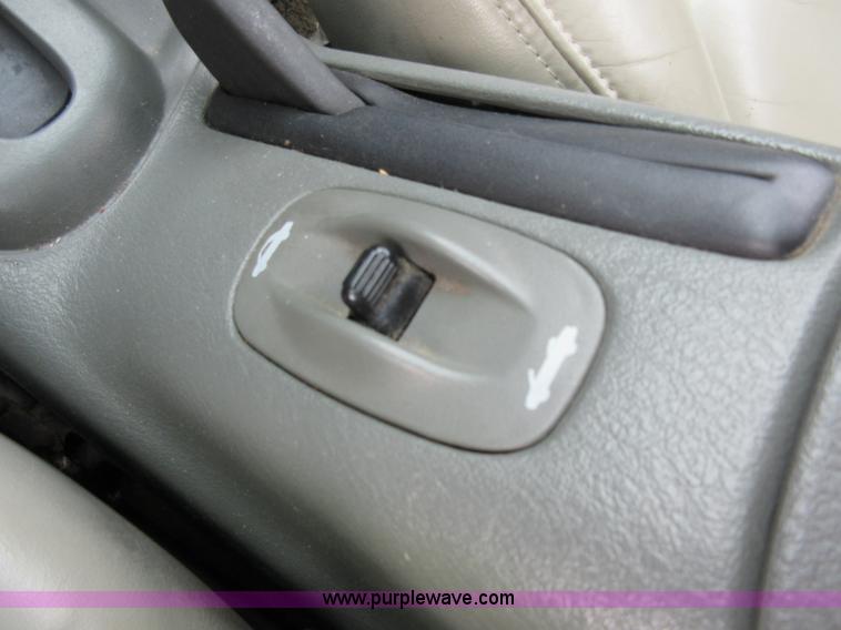 image for item G3697 1996 Chrysler Sebring JXi convertible