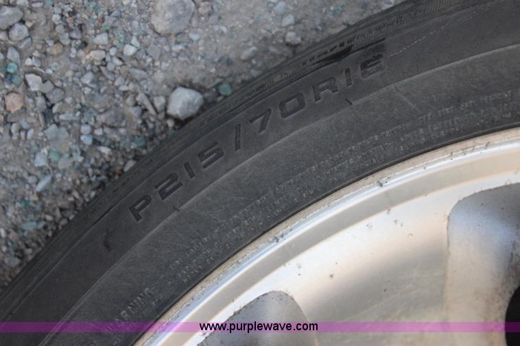 image for item I1649 1996 Toyota RAV4 mail car