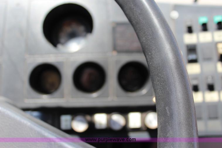 image for item I1708 1987 TMC 96A3 bus