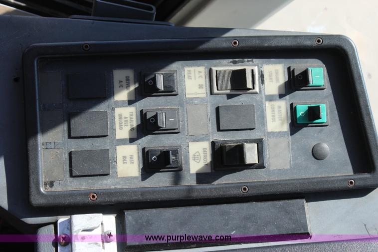 image for item I1708 1987 TMC 96A3 bus