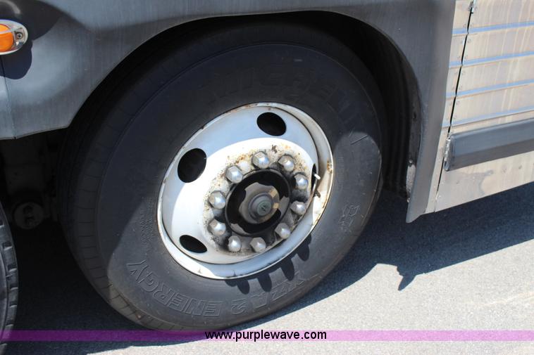 image for item I1708 1987 TMC 96A3 bus