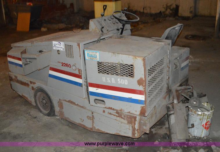 image for item I2853 Clarke American Lincoln 2260 sweeper