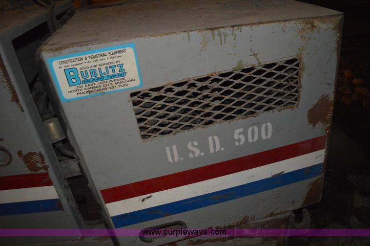 image for item I2853 Clarke American Lincoln 2260 sweeper