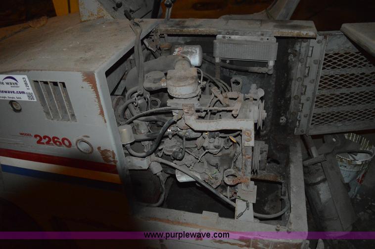 image for item I2853 Clarke American Lincoln 2260 sweeper