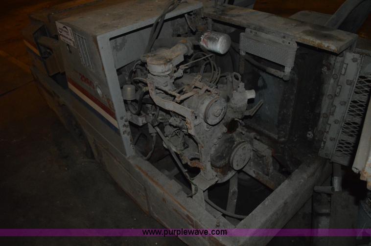 image for item I2853 Clarke American Lincoln 2260 sweeper