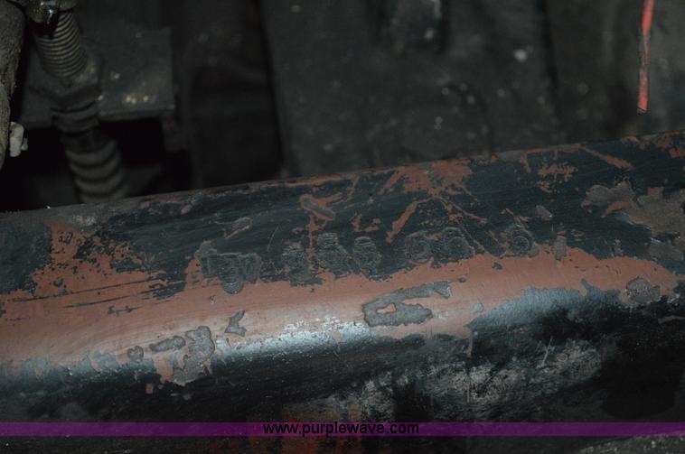 image for item I2859 1981 GMC General truck cab and chassis