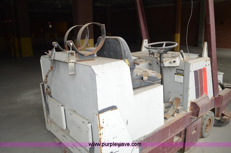 image for item I2860 Powerboss TSS/80 self-propelled sweeper