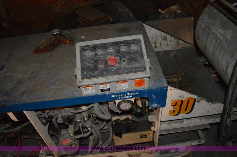 image for item I2864 Mighty Mag 30 concrete pump