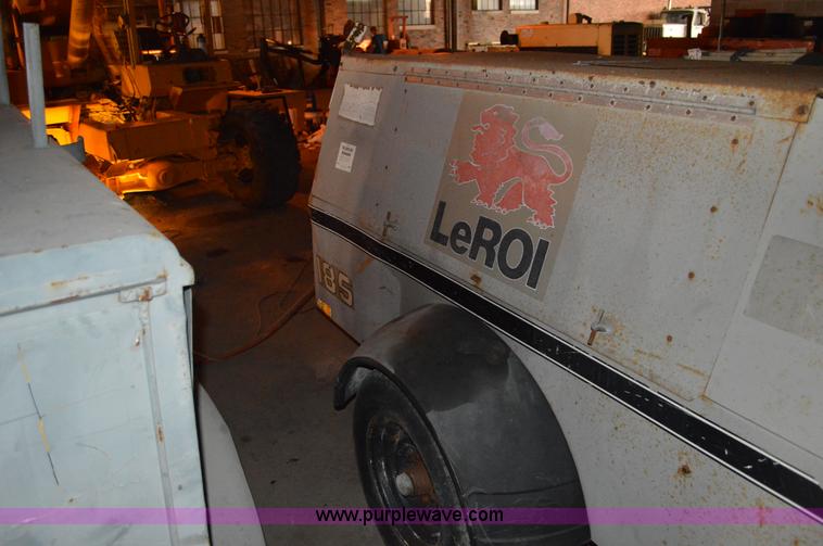 image for item I2871 Leroi 185 air compressor