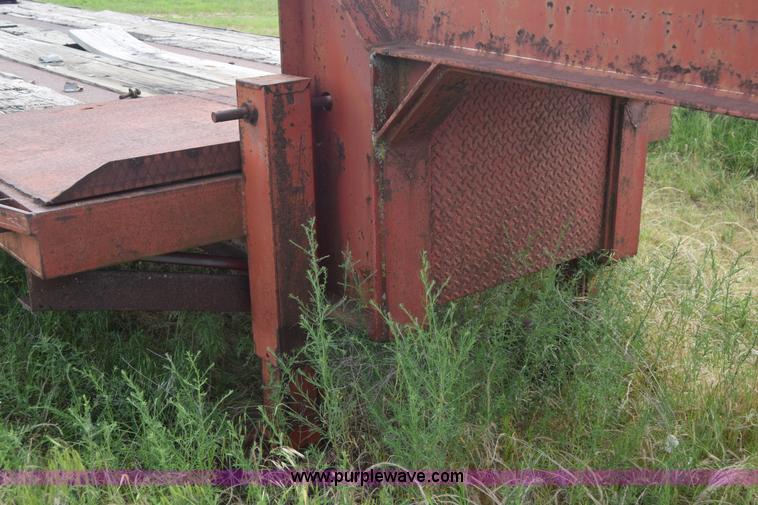 image for item J2268 1983 Triangle equipment trailer