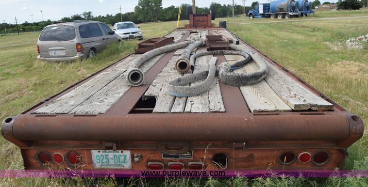 image for item J2268 1983 Triangle equipment trailer