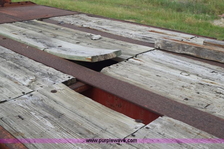 image for item J2268 1983 Triangle equipment trailer