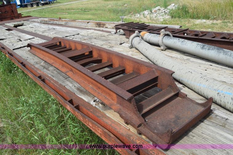 image for item J2268 1983 Triangle equipment trailer