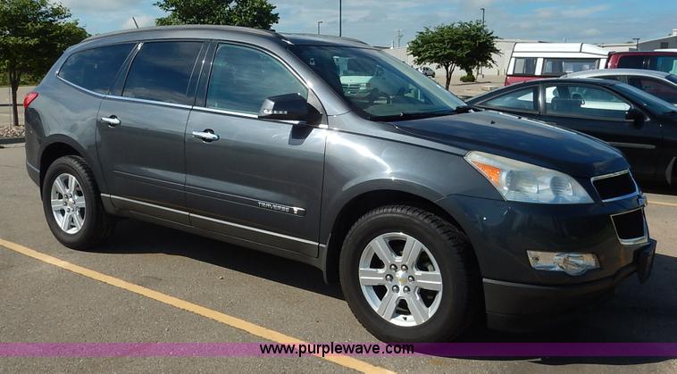 image for item J3866 2009 Chevrolet Traverse SUV