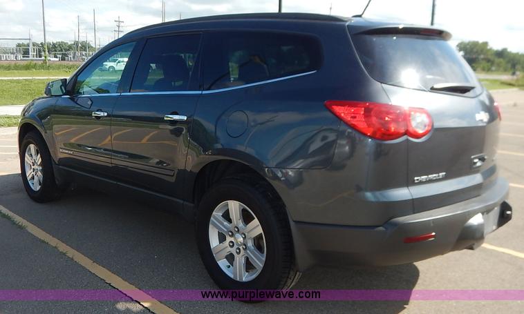 image for item J3866 2009 Chevrolet Traverse SUV