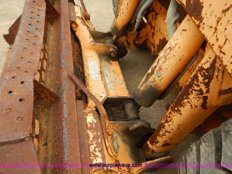 image for item J3867 1996 Mustang 2040 skid steer