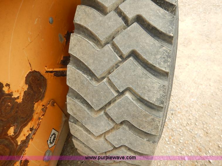 image for item J3867 1996 Mustang 2040 skid steer