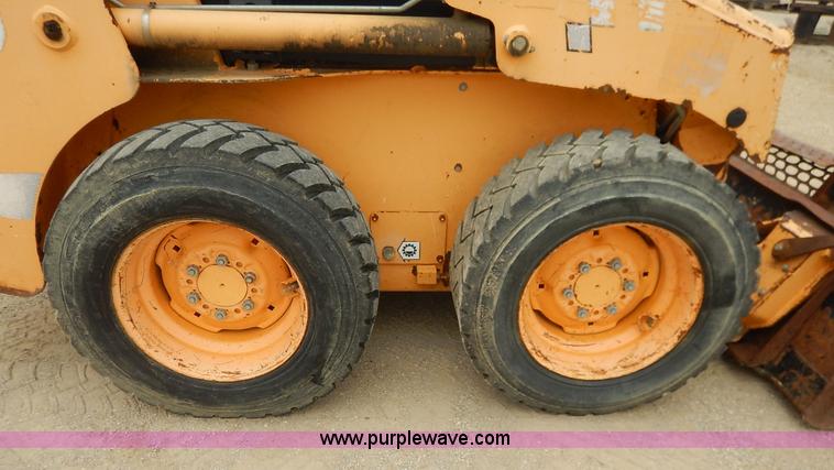 image for item J3867 1996 Mustang 2040 skid steer