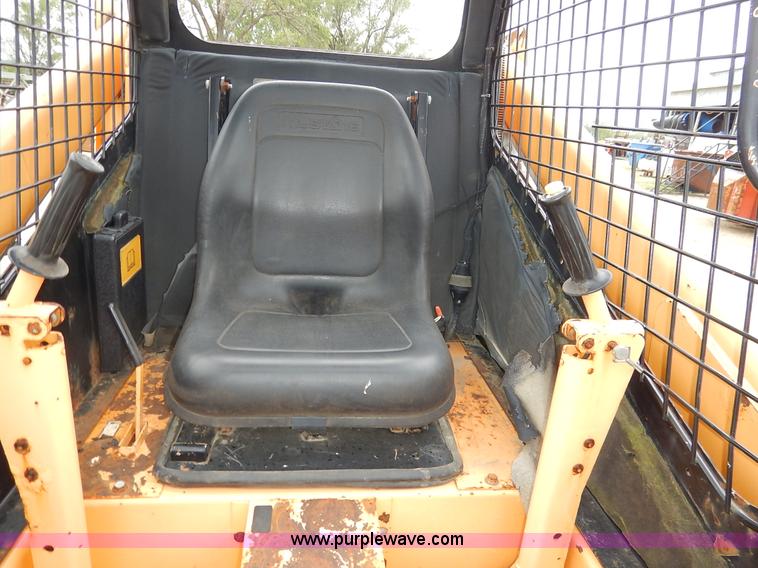 image for item J3867 1996 Mustang 2040 skid steer