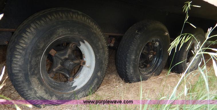 image for item J3885 2001 Conway office unit