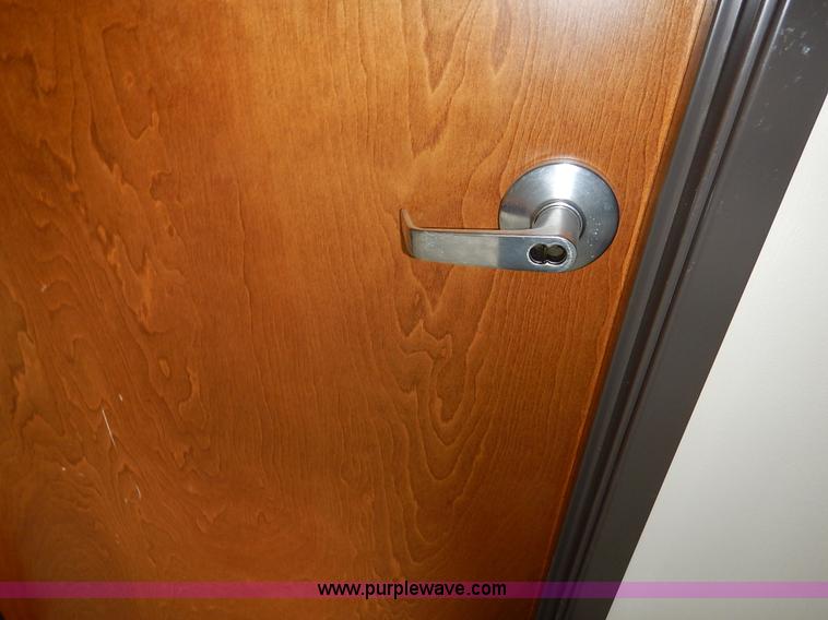 image for item J3885 2001 Conway office unit