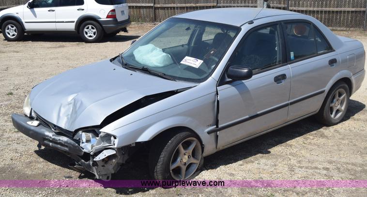 image for item J6527 2000 Mazda Protege