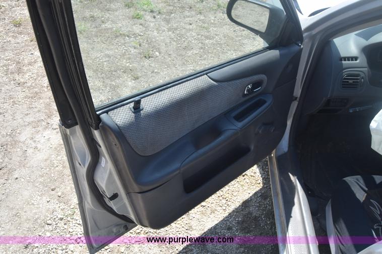 image for item J6527 2000 Mazda Protege