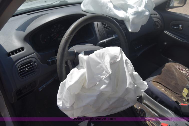 image for item J6527 2000 Mazda Protege