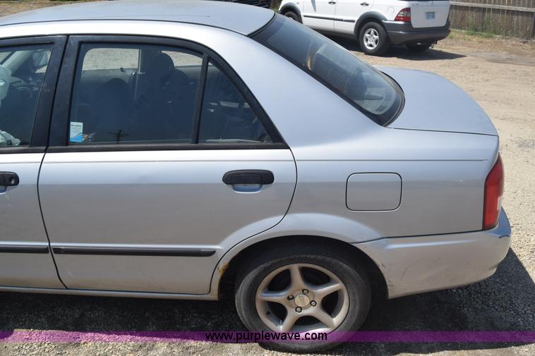 image for item J6527 2000 Mazda Protege