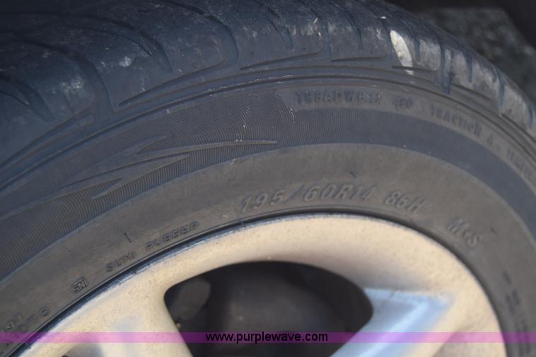 image for item J6527 2000 Mazda Protege