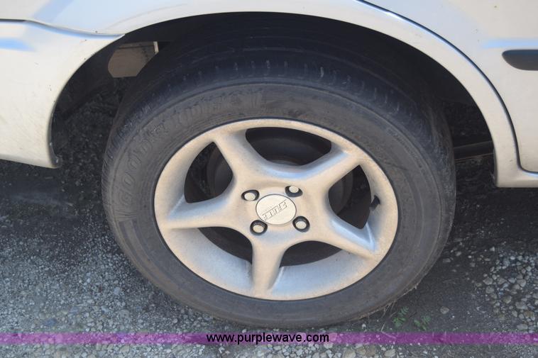 image for item J6527 2000 Mazda Protege