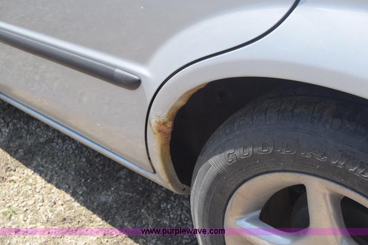 image for item J6527 2000 Mazda Protege