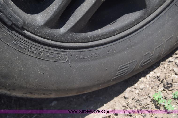 image for item J6532 1997 Ford Thunderbird LX