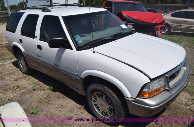 image for item J6533 2000 GMC Jimmy SUV