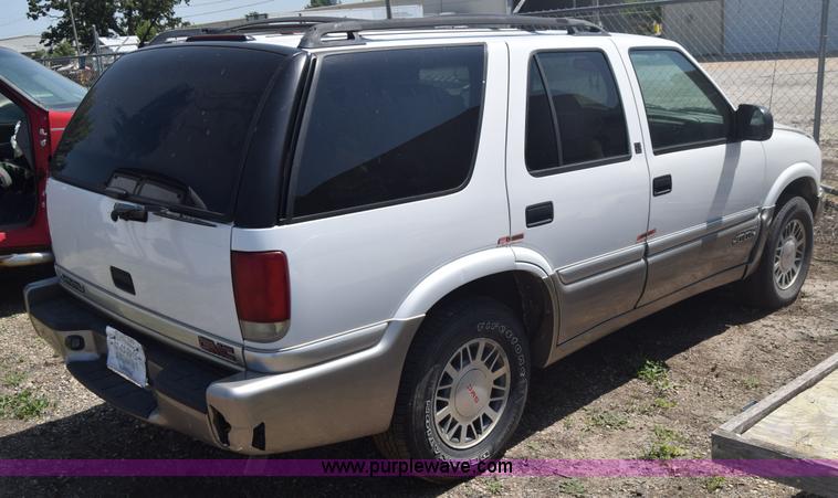 image for item J6533 2000 GMC Jimmy SUV