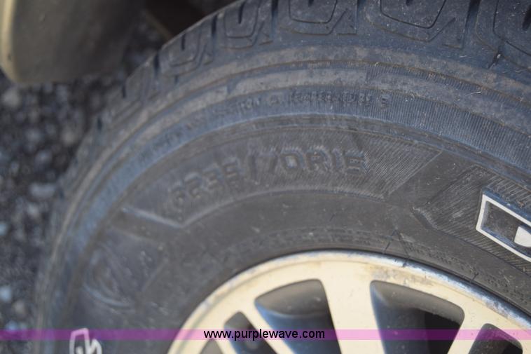 image for item J6533 2000 GMC Jimmy SUV