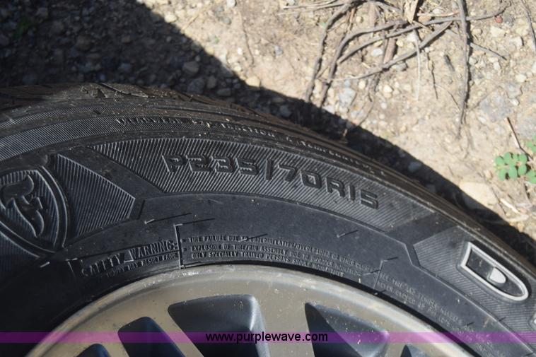 image for item J6533 2000 GMC Jimmy SUV