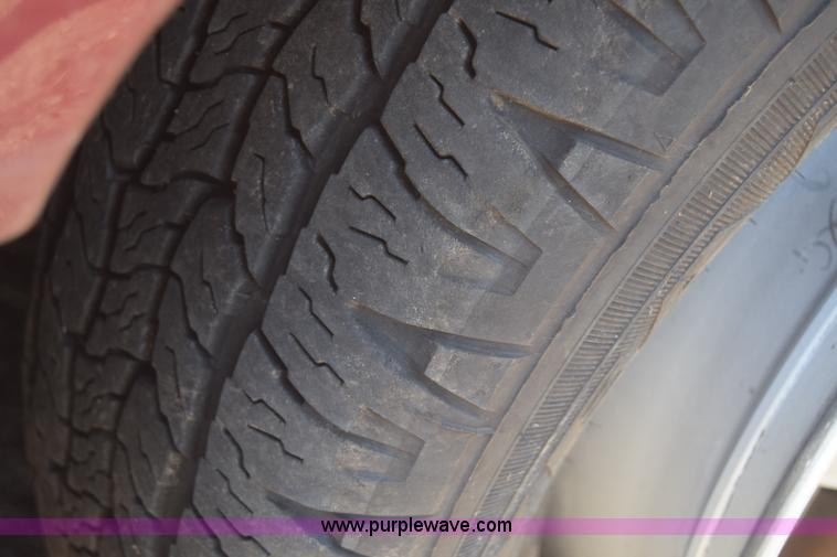 image for item J6535 2003 GMC Envoy XL SUV