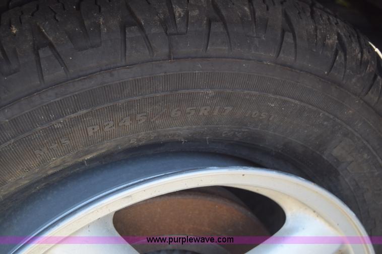 image for item J6535 2003 GMC Envoy XL SUV