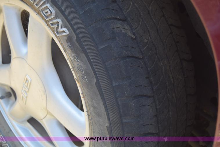 image for item J6535 2003 GMC Envoy XL SUV