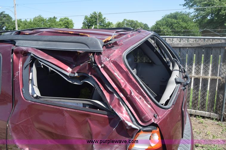 image for item J6535 2003 GMC Envoy XL SUV