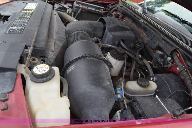 image for item J6556 2001 Ford F150 SuperCab pickup truck