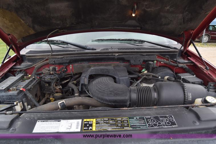 image for item J6556 2001 Ford F150 SuperCab pickup truck