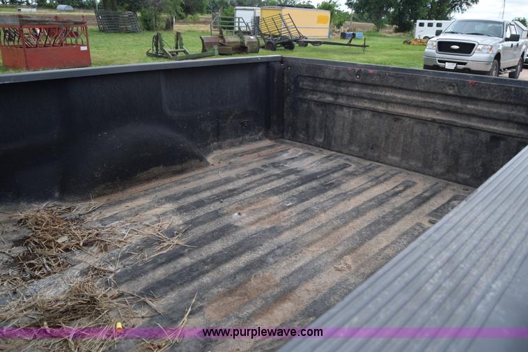 image for item J6556 2001 Ford F150 SuperCab pickup truck