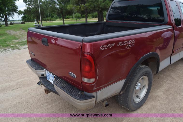 image for item J6556 2001 Ford F150 SuperCab pickup truck