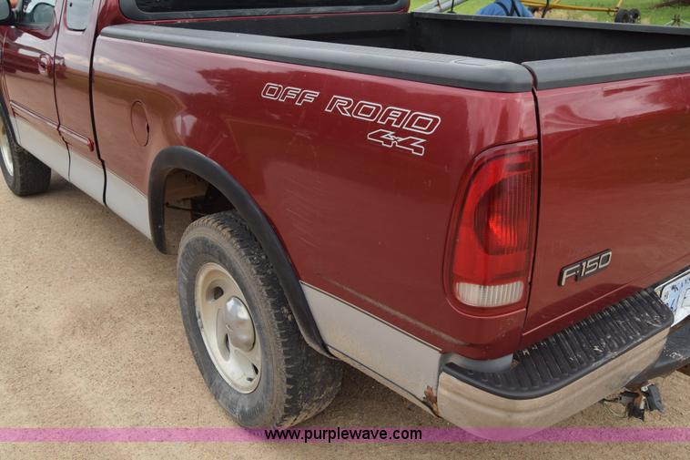 image for item J6556 2001 Ford F150 SuperCab pickup truck